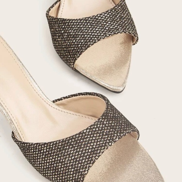 Worn only once indoors. - Picture 3 of 4